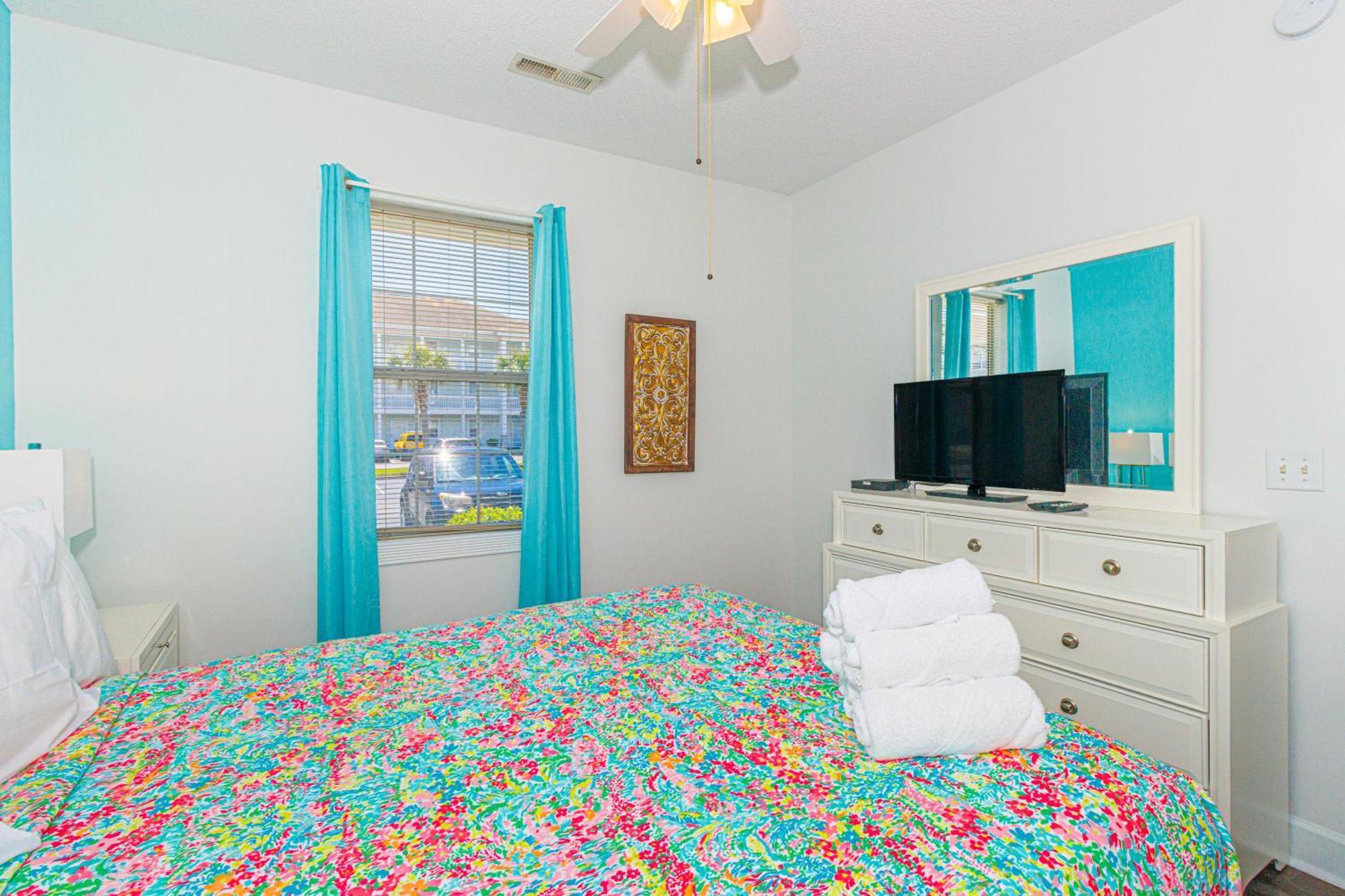 First Floor 2 Bedroom With Golf Course Views-magnolia Place 101 - Sleeps 6 Guests! Holiday home