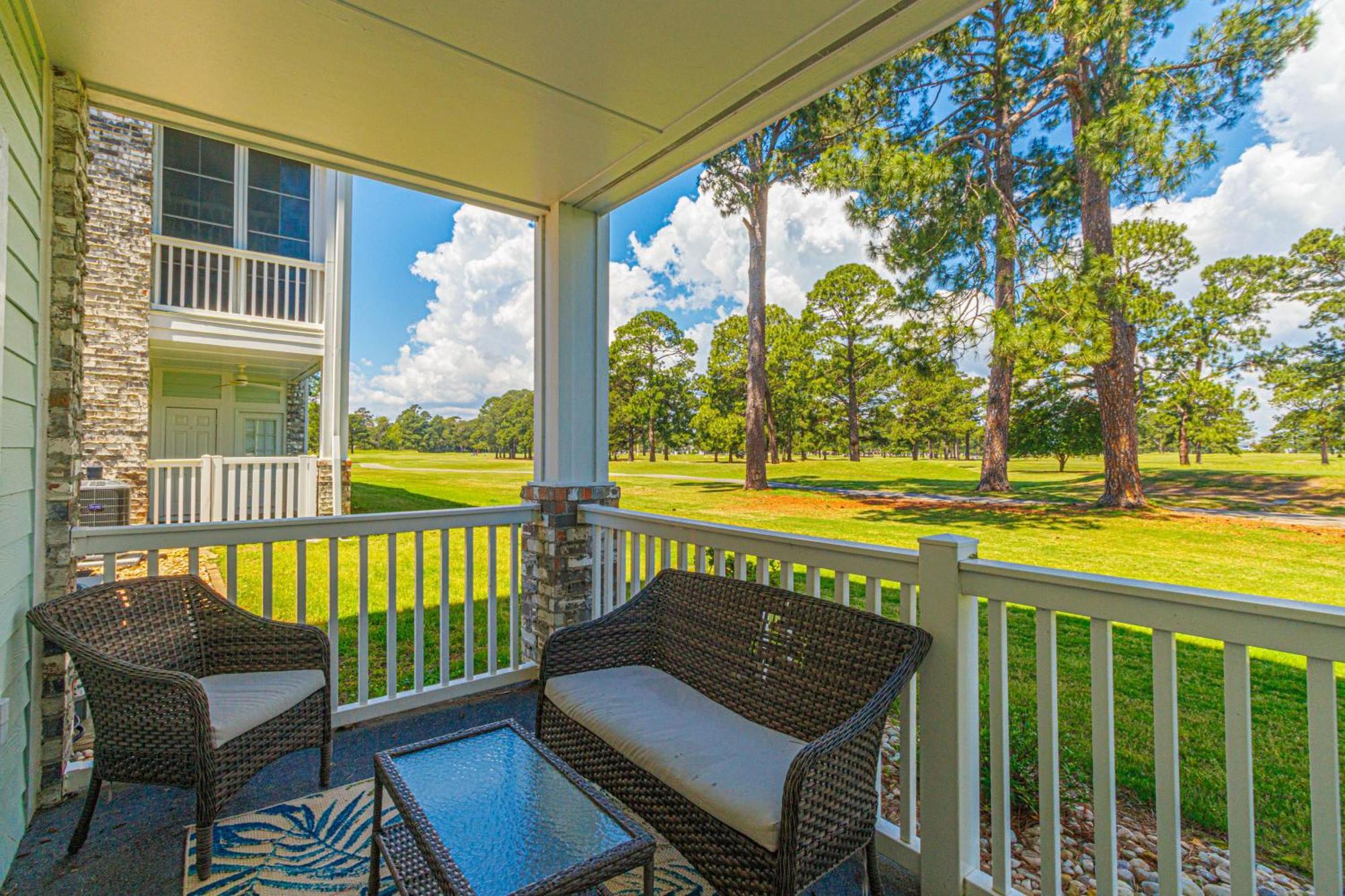 First Floor 2 Bedroom With Golf Course Views-magnolia Place 101 - Sleeps 6 Guests! *