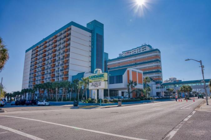 Oceanfront 1 Bedroom Condo-amazing Views! Perfect For 4 Guests! Landmark 1438 *
