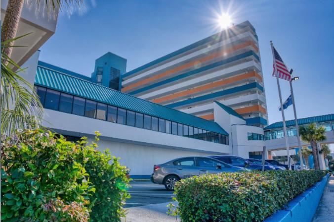 Oceanfront 1 Bedroom Condo-amazing Views! Perfect For 4 Guests! Landmark 1438 Myrtle Beach
