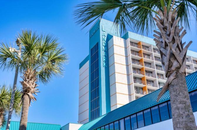 Holiday home Oceanfront 1 Bedroom Condo-amazing Views! Perfect For 4 Guests! Landmark 1438