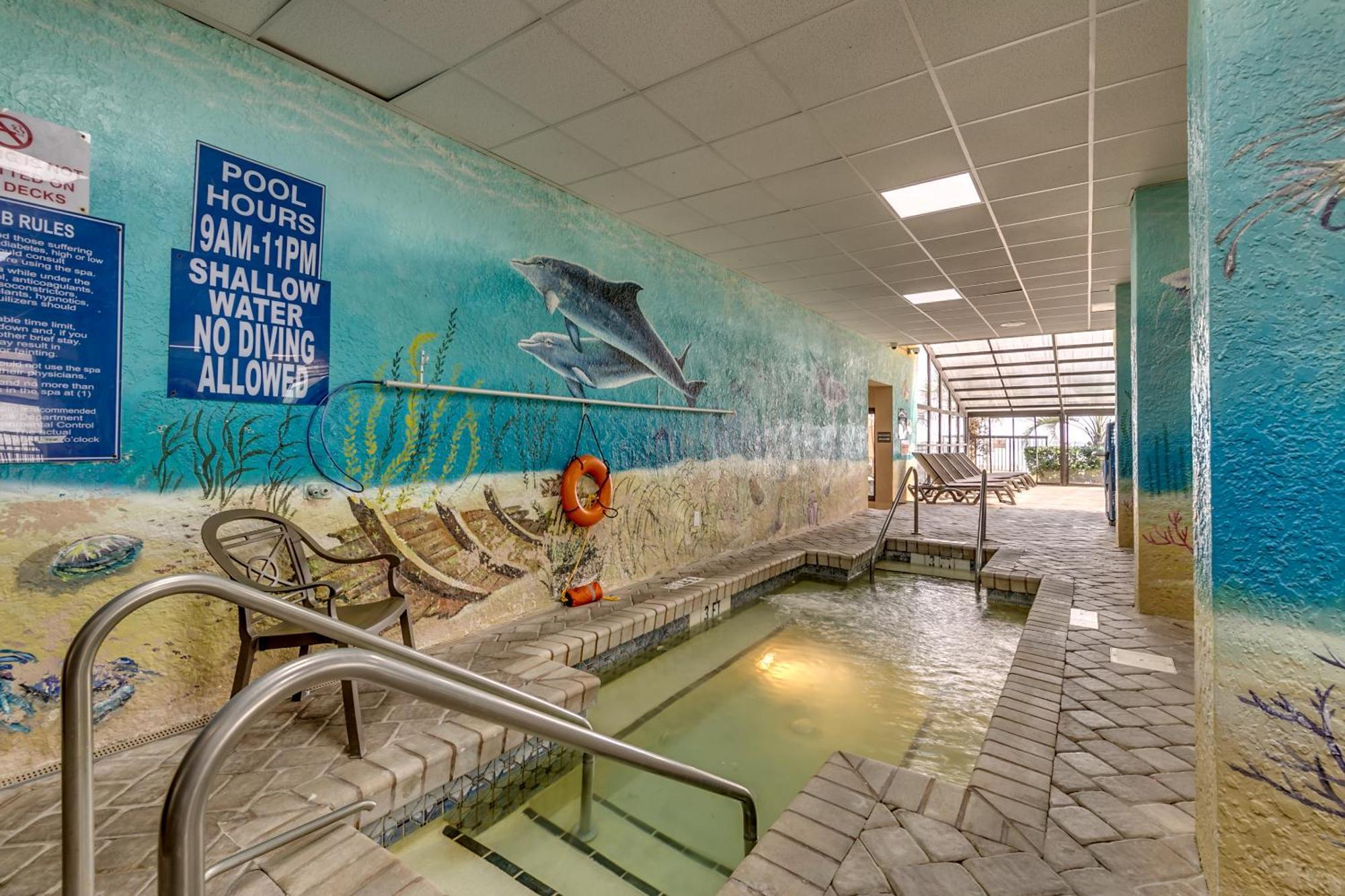 Stylish Oceanfront Sleeps 4! Myrtle Beach