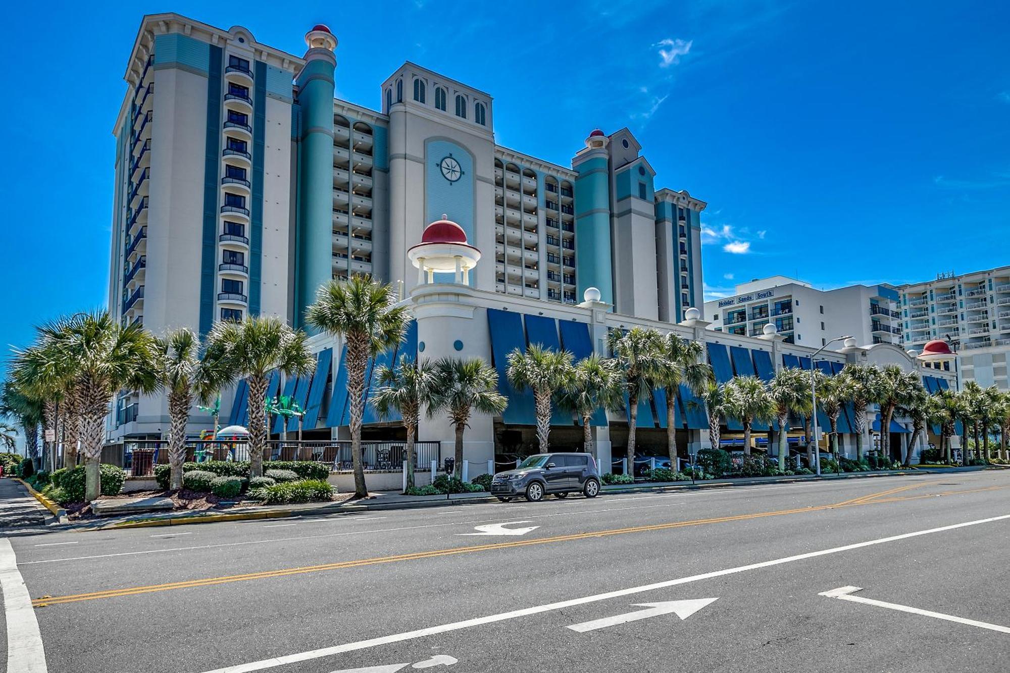 Apartment Stylish Oceanfront Sleeps 4! Myrtle Beach