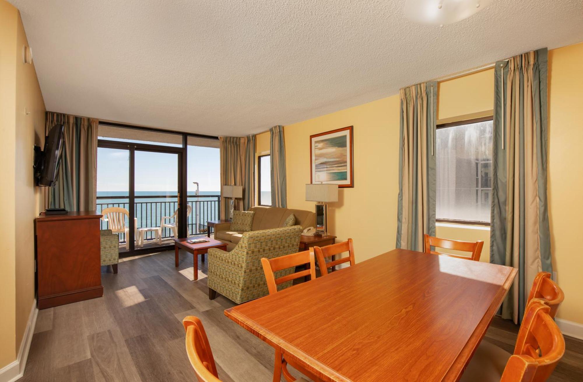 Grande Shores Resort