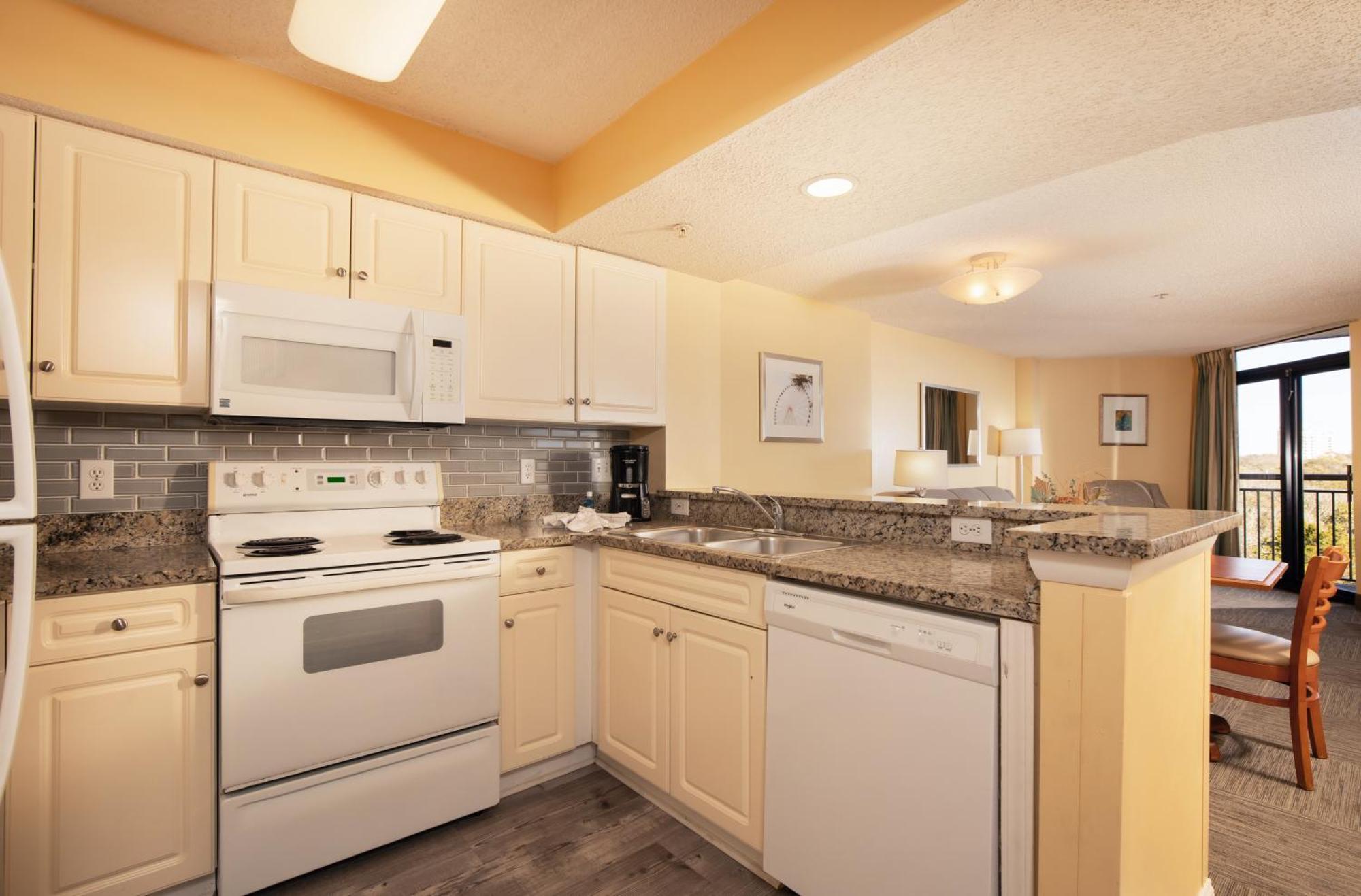Resort Grande Shores 3*