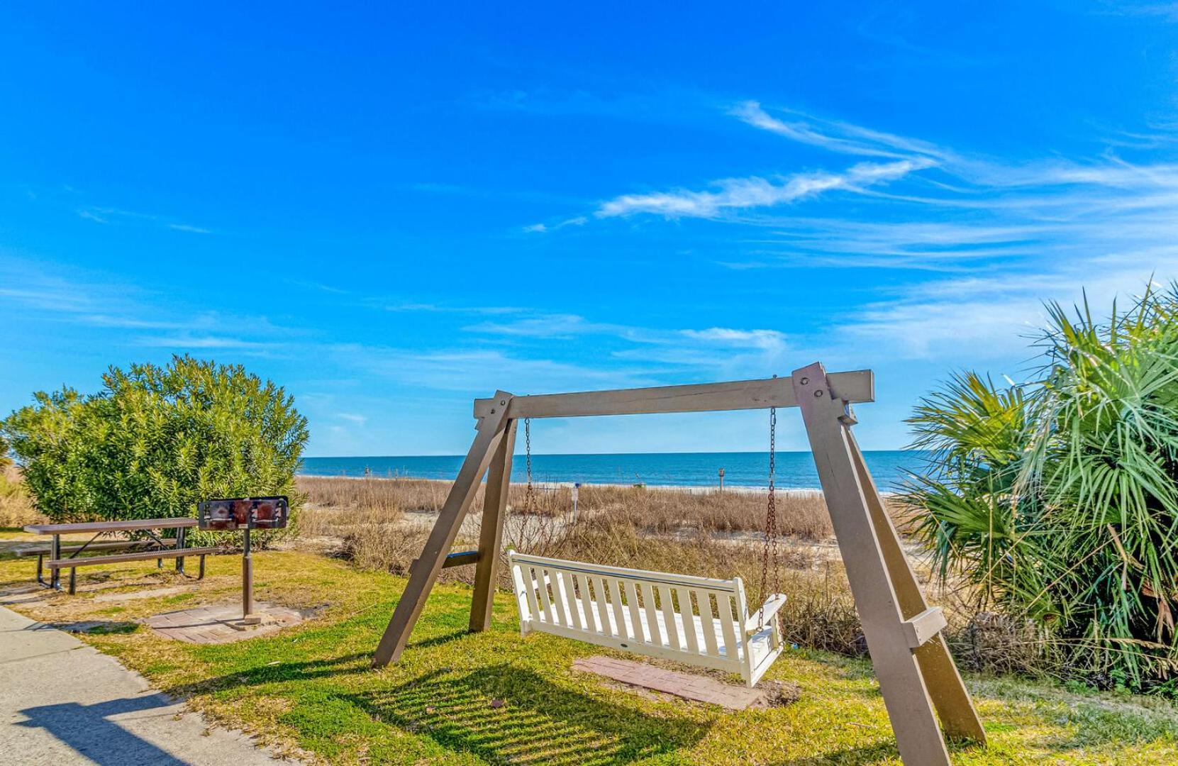 Beautifully Decorated Direct Oceanfront 1 Bedroom 1 Ba Atlantica 1003 *