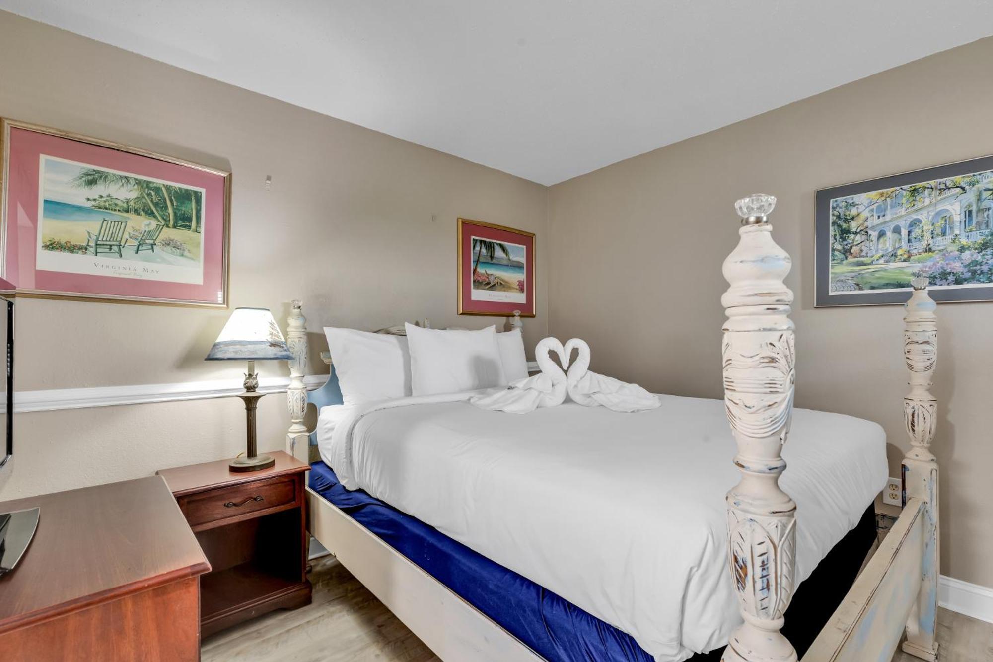 Hosteeva Stunning Oceanfront Views W Pool Atlantica Towers Apartment