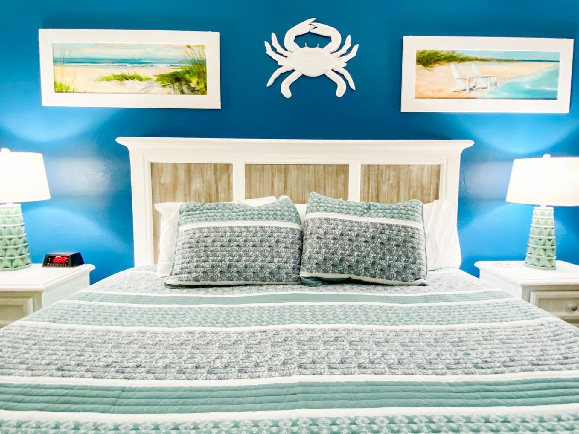 Oceanfront Modern W Lazy River Near Boardwalk Holiday home Myrtle Beach