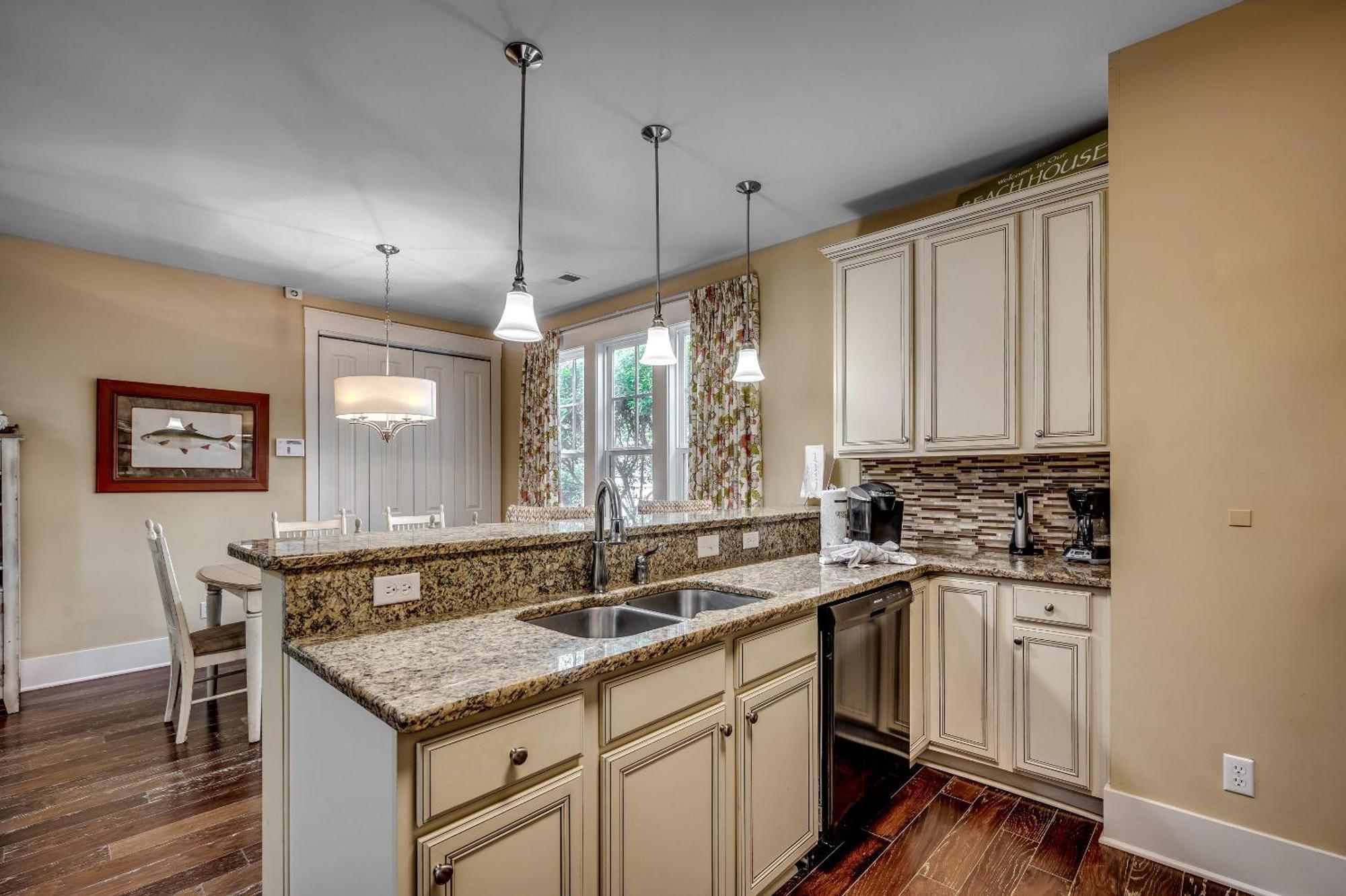 4828 Cantor Ct *