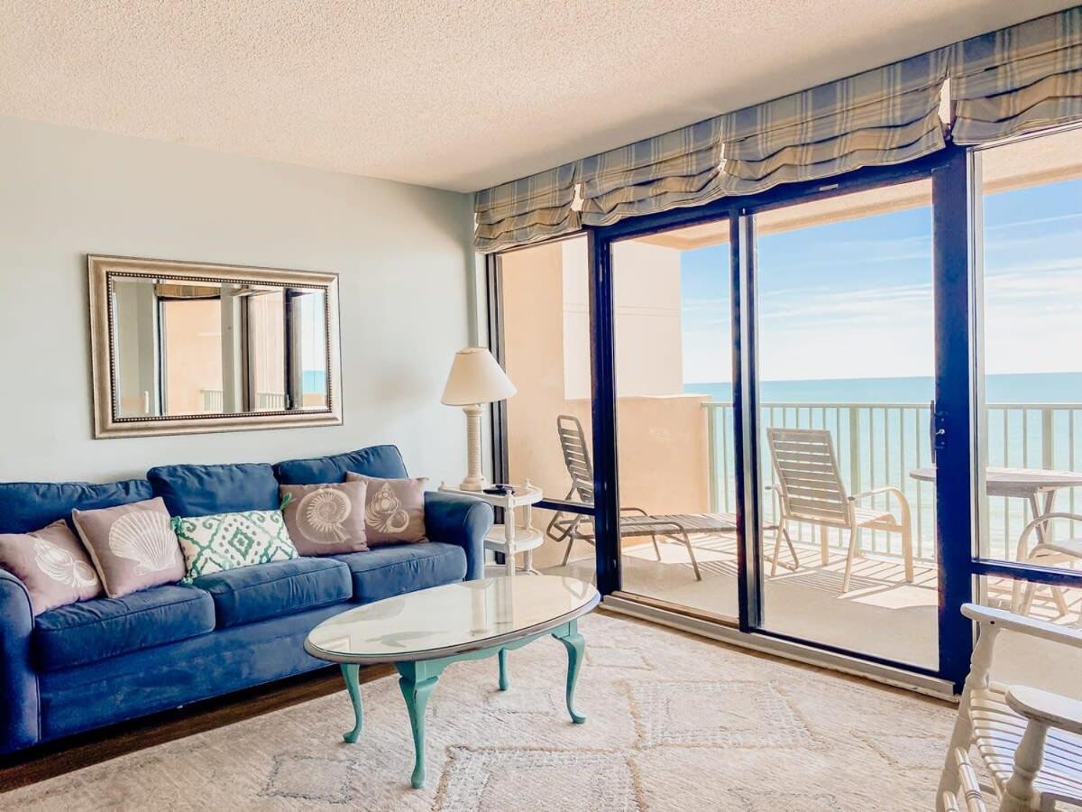 The Blue Dune Oceanfront Huge Balcony W Lazy River Holiday home