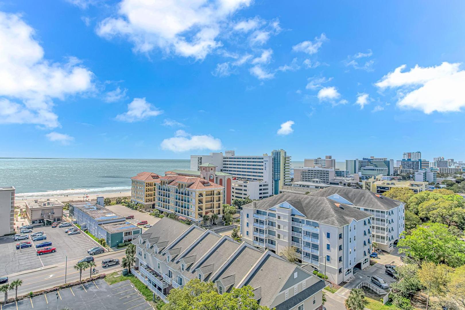 Holiday home Breathtaking Penthouse At Towers! Stunning Views! *