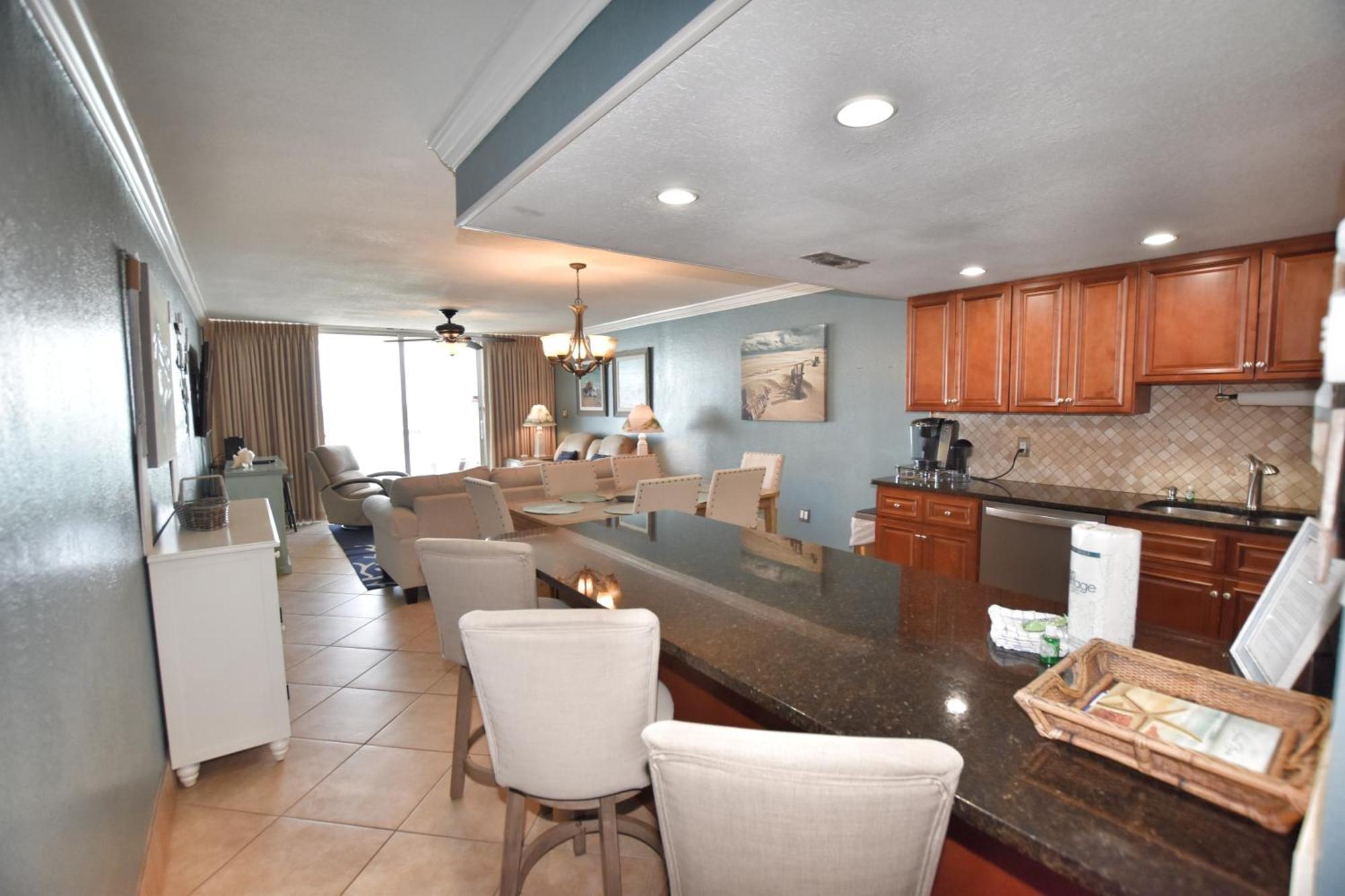 1004 Waters Edge
