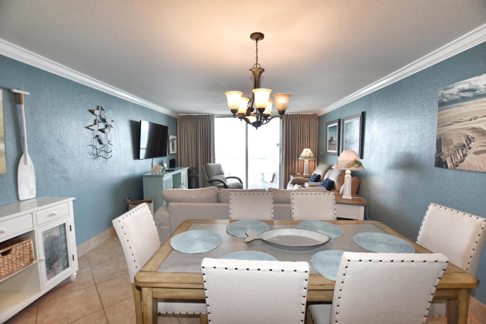 1004 Waters Edge Apartment *