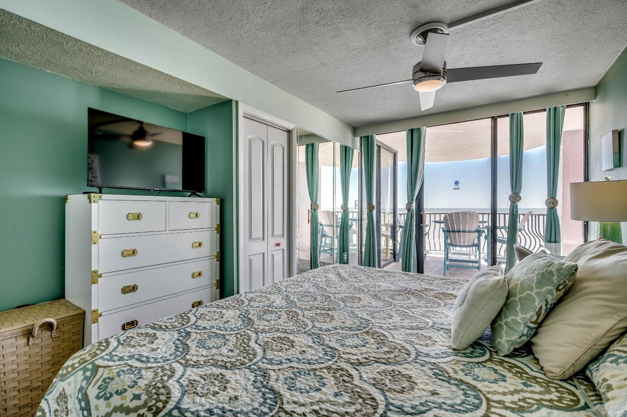 Palms 1002 Holiday home