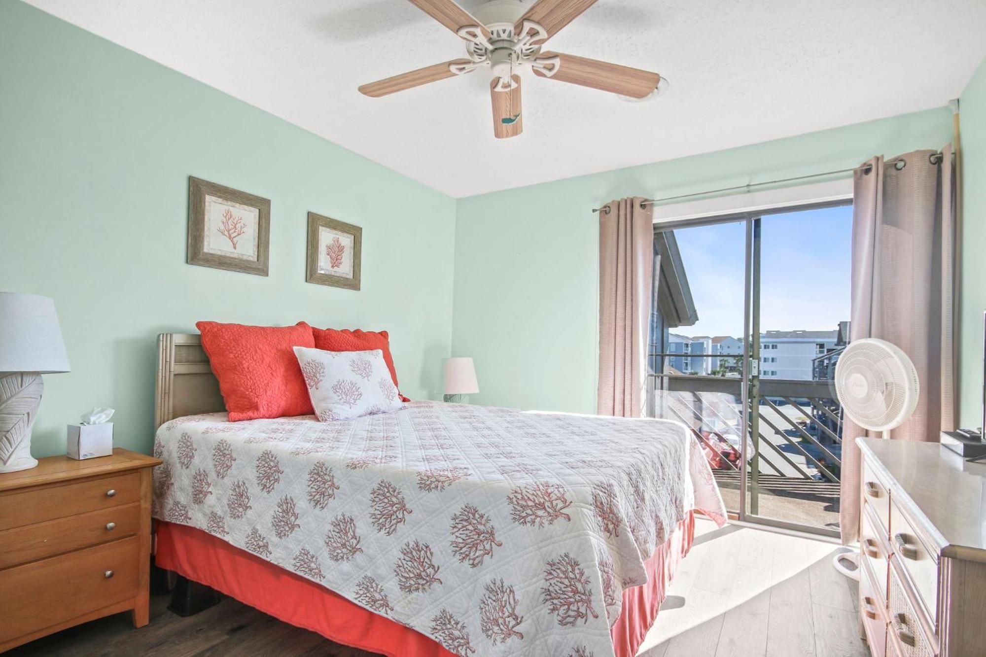 Sandy Toes And Sunny Ray's Apartment