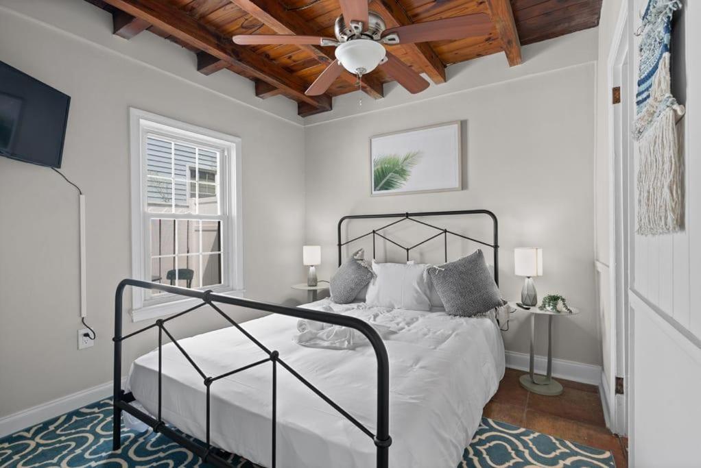 Cozy And 2br Parking 2min Walk To Myrtle Beach