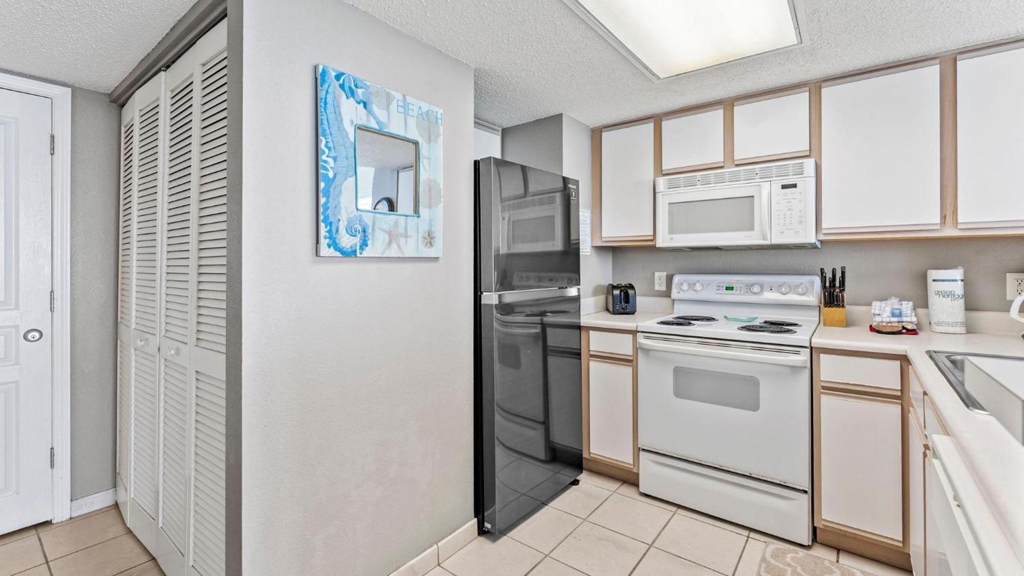 Bay Watch M 1811-oceanfront-crescent *