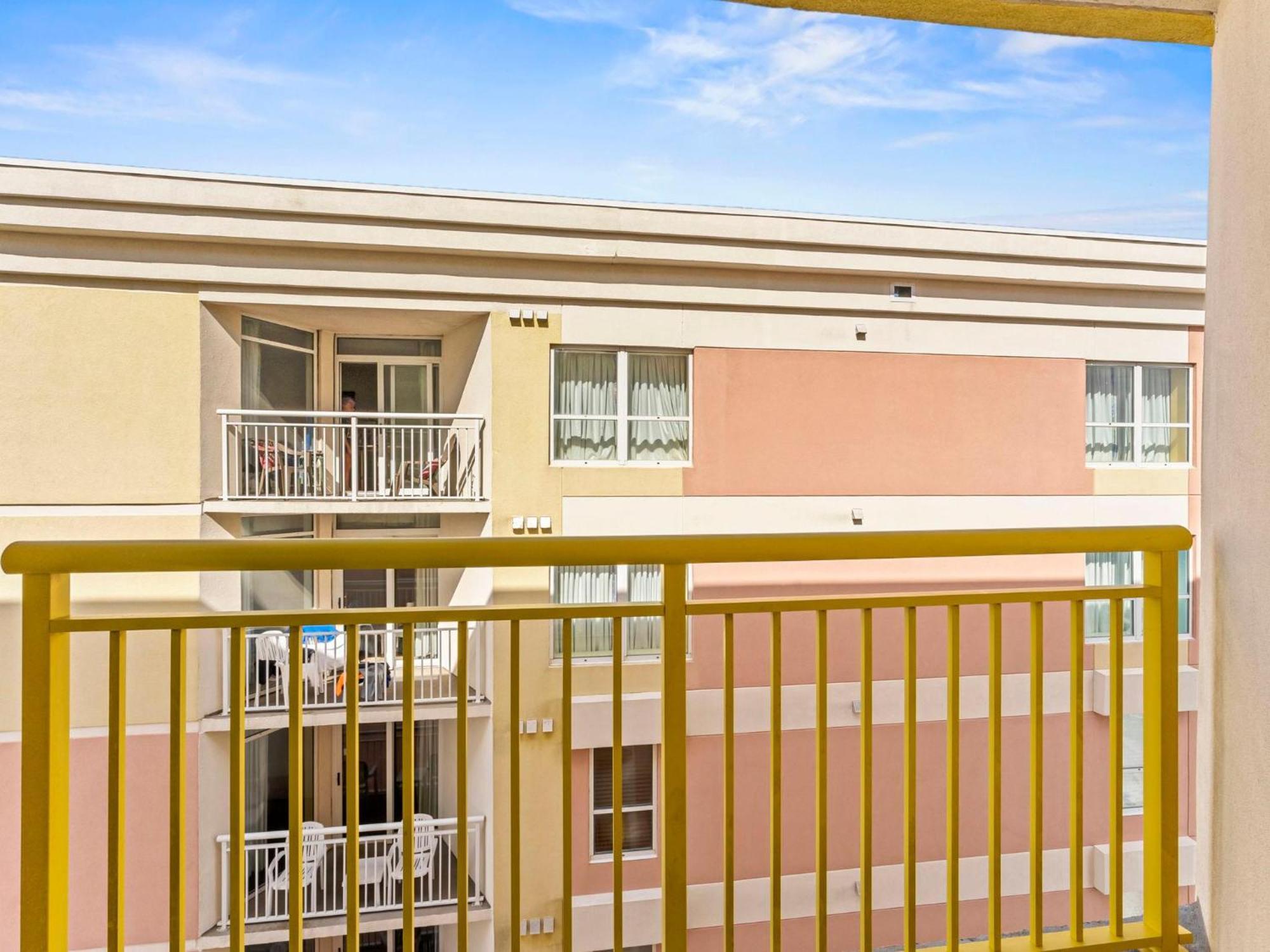Bay Watch M 1811-oceanfront-crescent Holiday home *