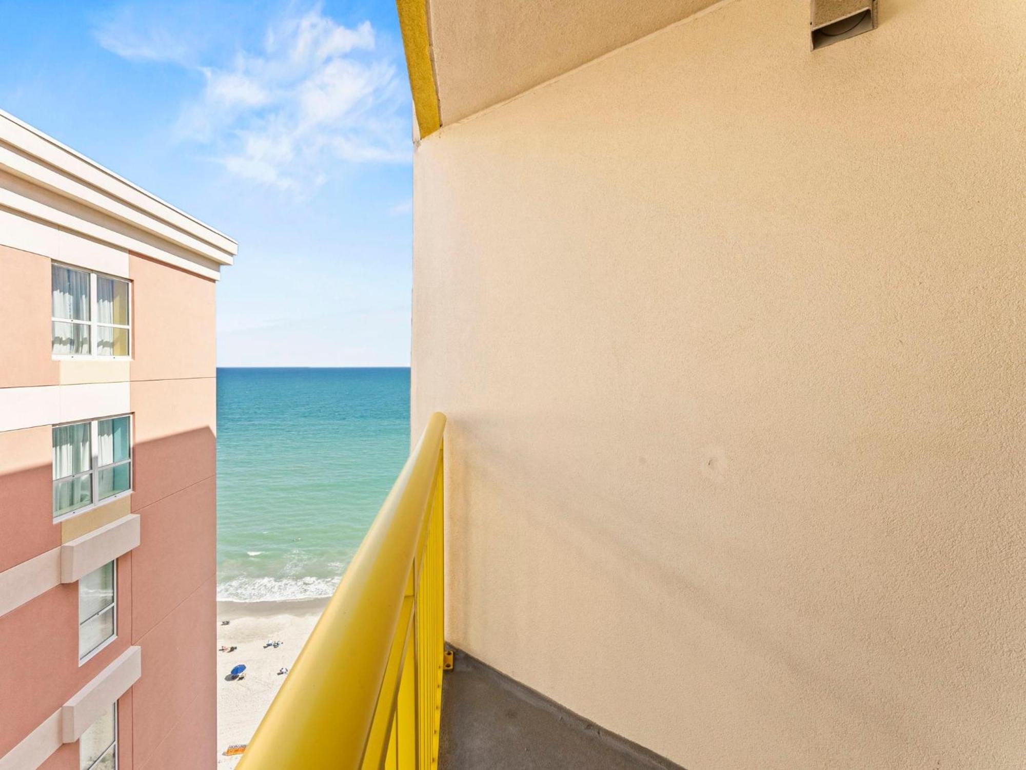 Bay Watch M 1811-oceanfront-crescent Holiday home