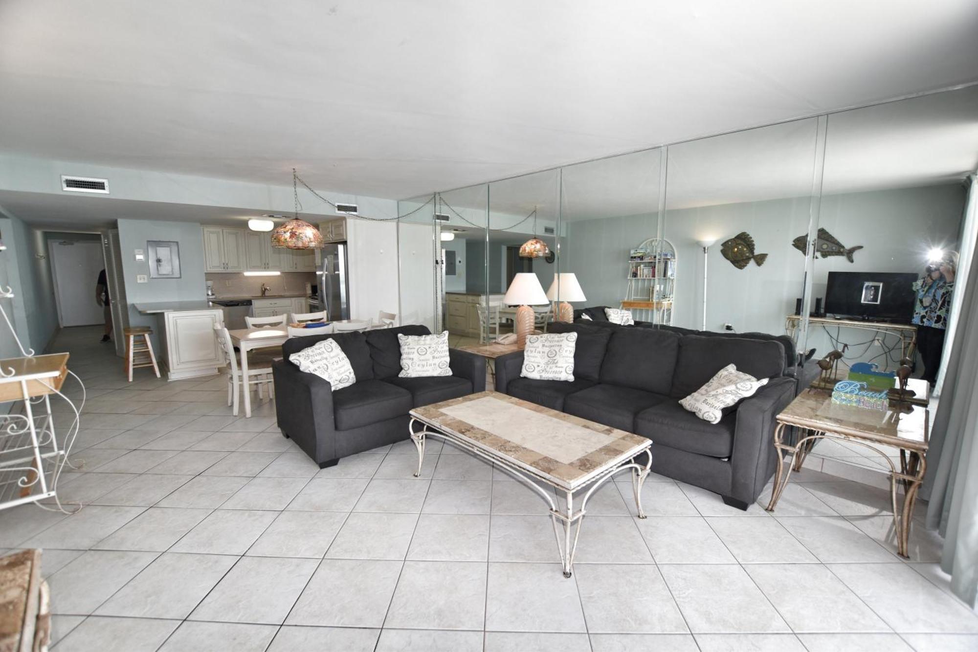 1412 Waters Edge *