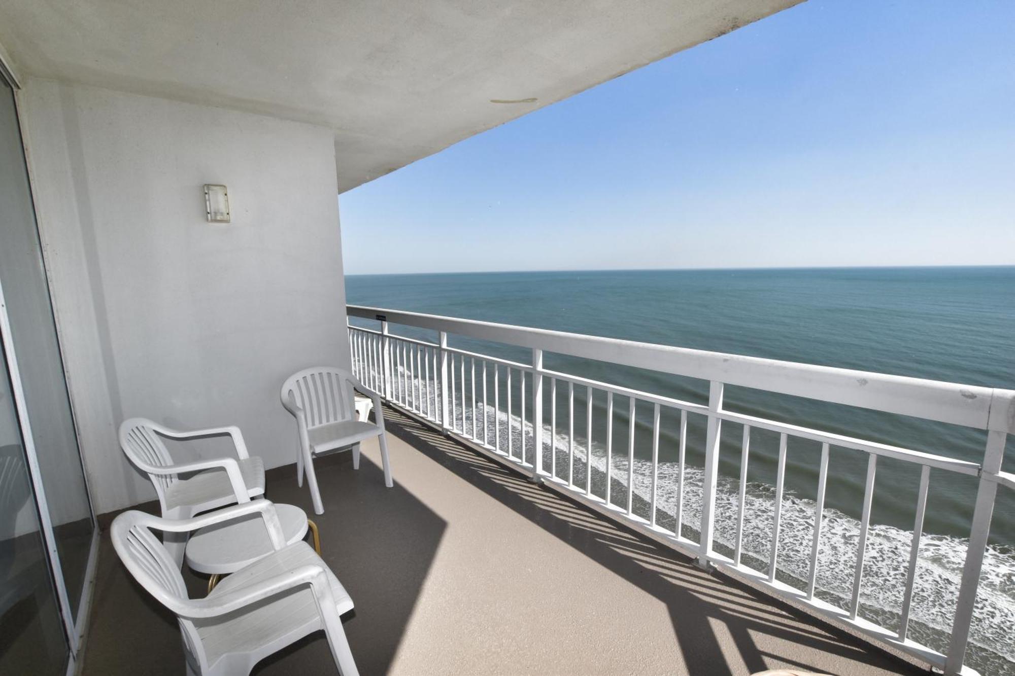 1412 Waters Edge