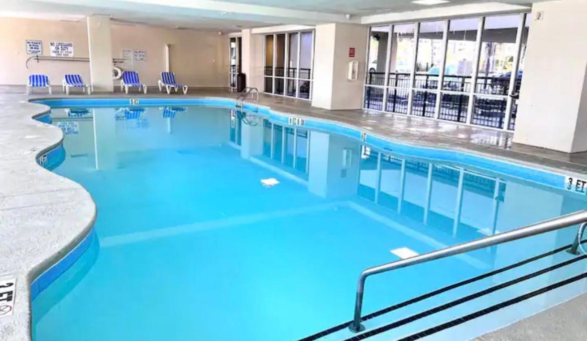 Sea Forever Oceanfront Downtown Apartment