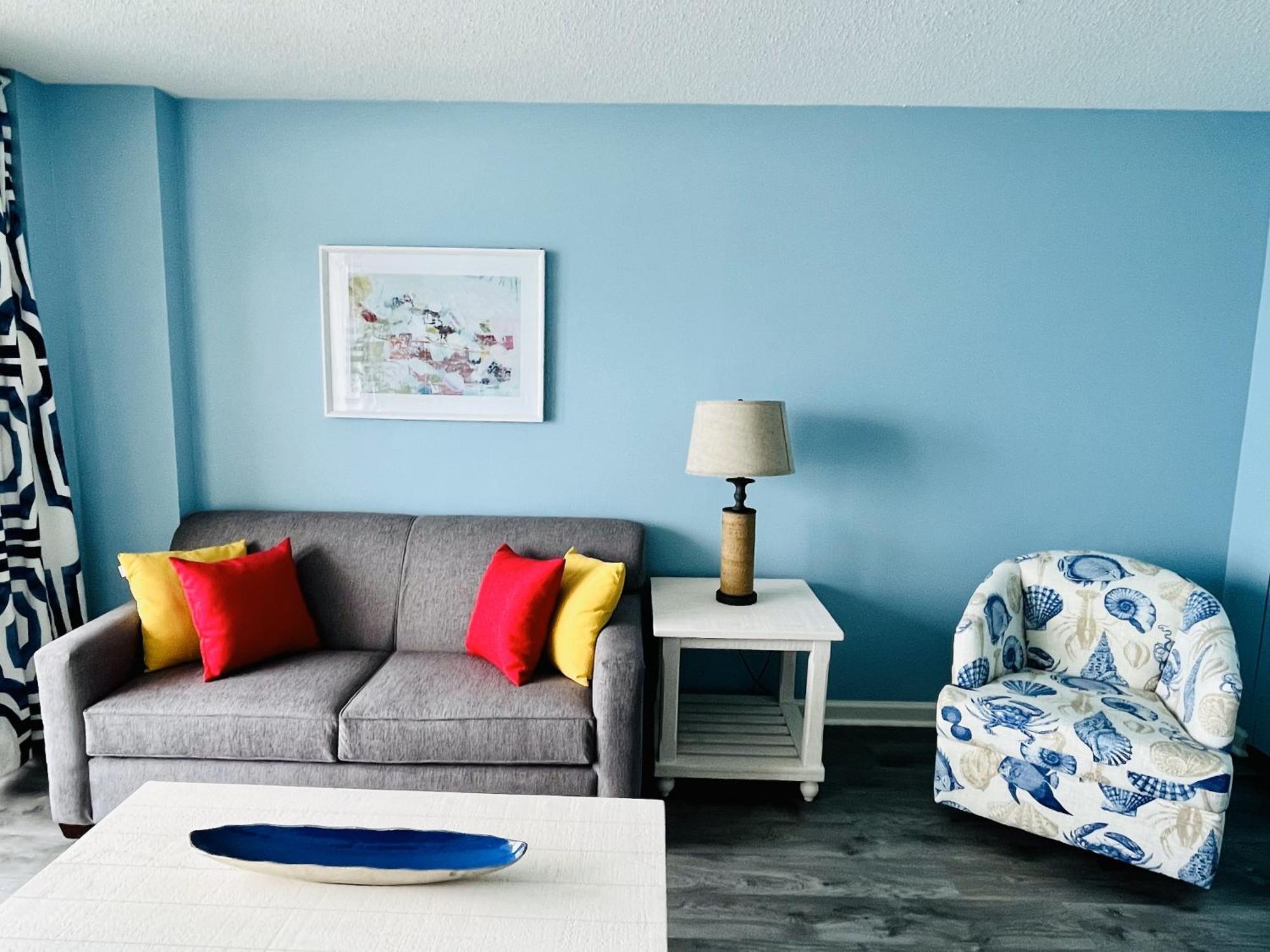 Sea Forever Oceanfront Downtown Apartment