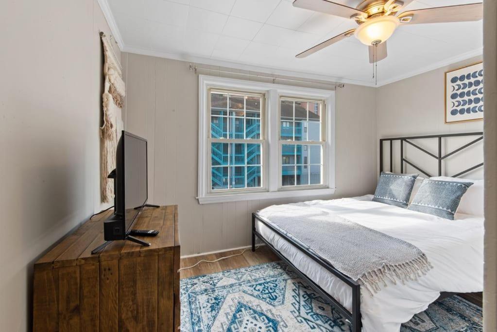 Style 2br W Parking 2min Walk To Apartment *