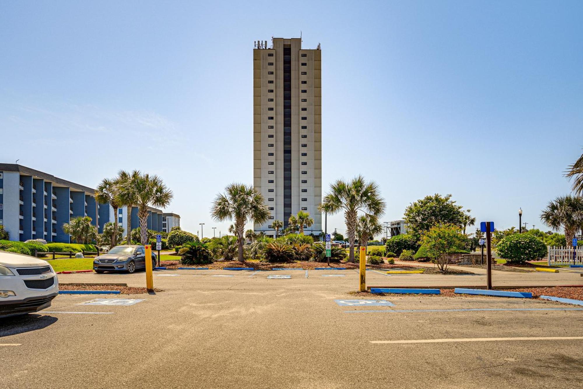 Apartment Oceanfront Myrtle With Amenities!