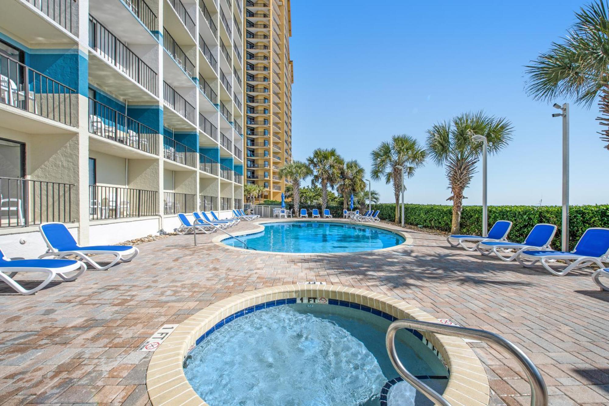 Carolinian Beach Apartment