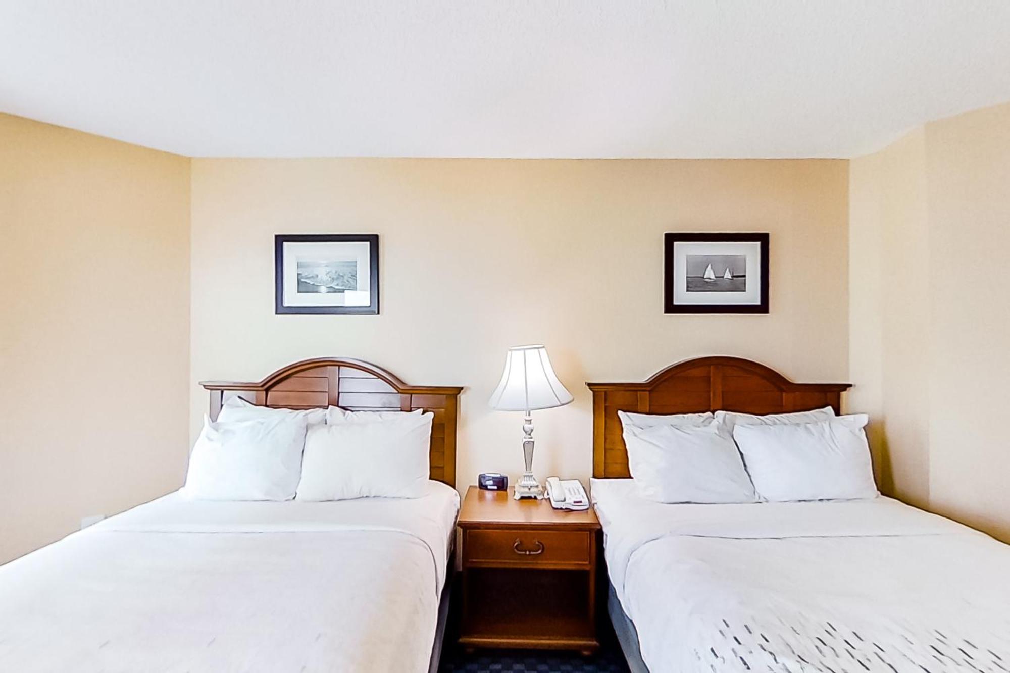Carolinian Beach Apartment