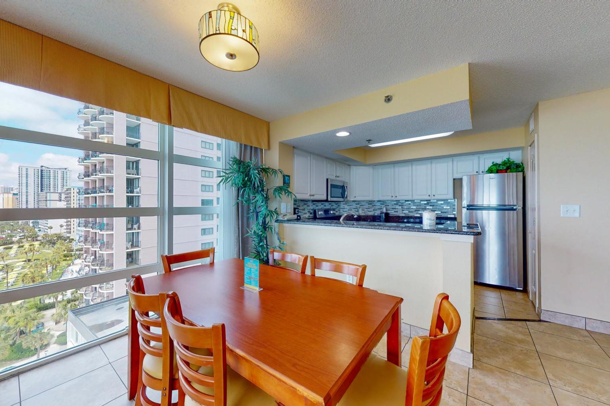 Carolinian Beach Apartment