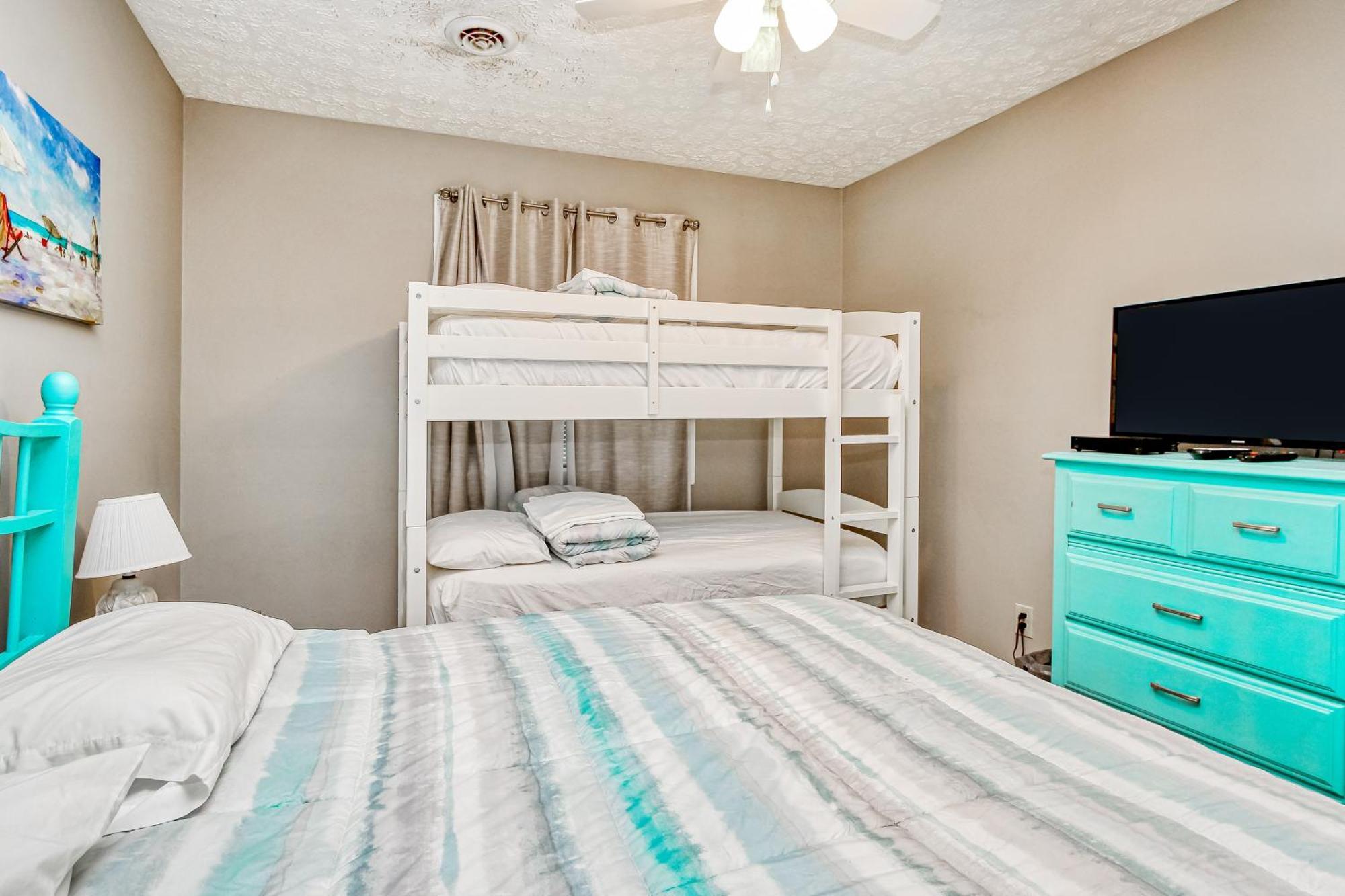 Shipwatch Pointe I - F316 Apartment *