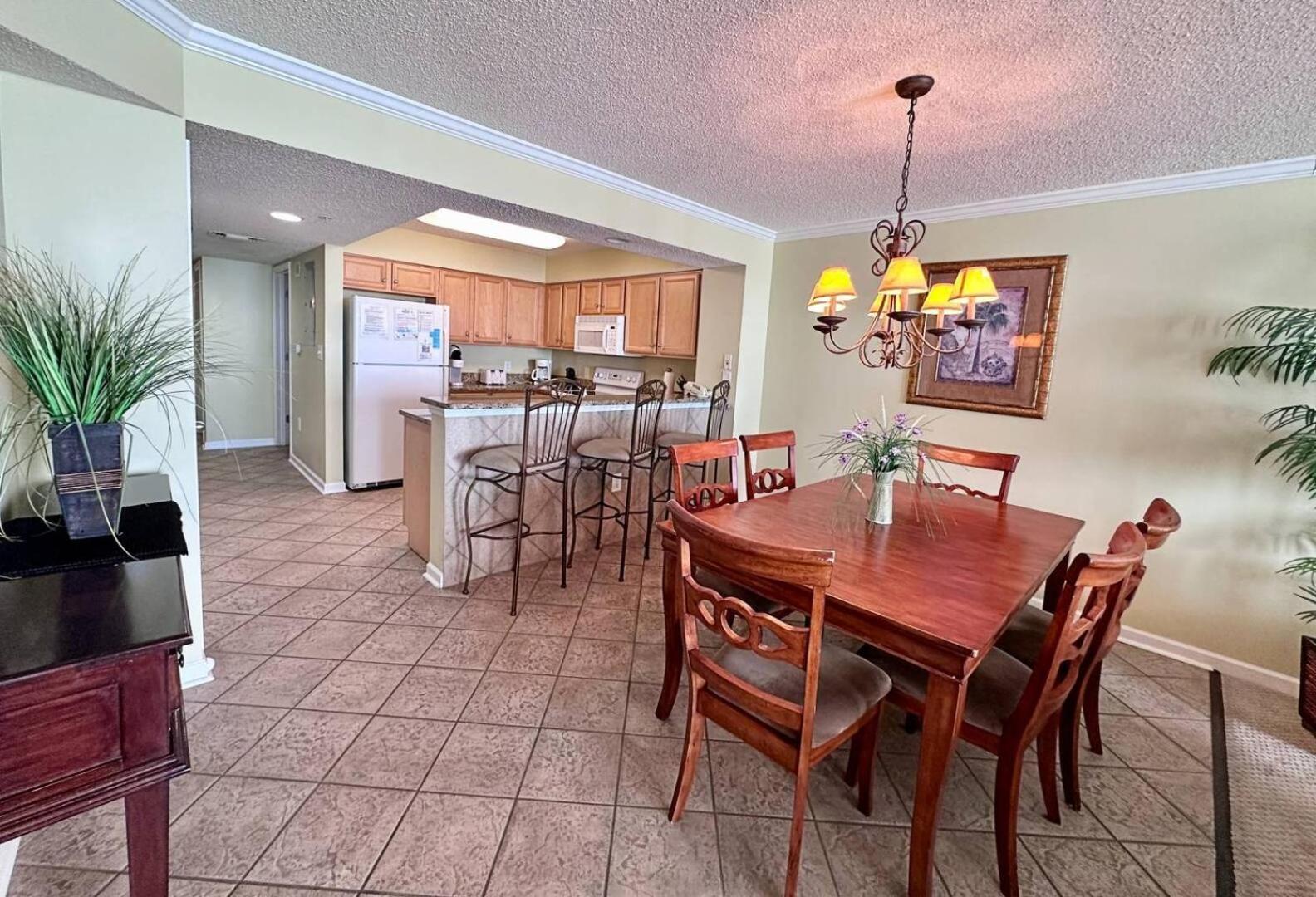 Apartment South Shore 1103