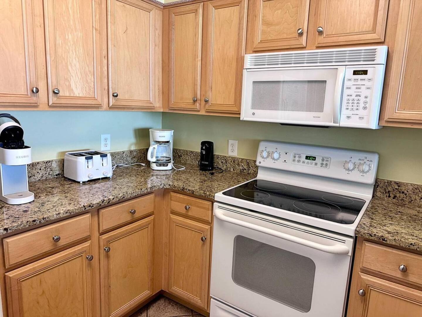 South Shore 1103 Apartment *
