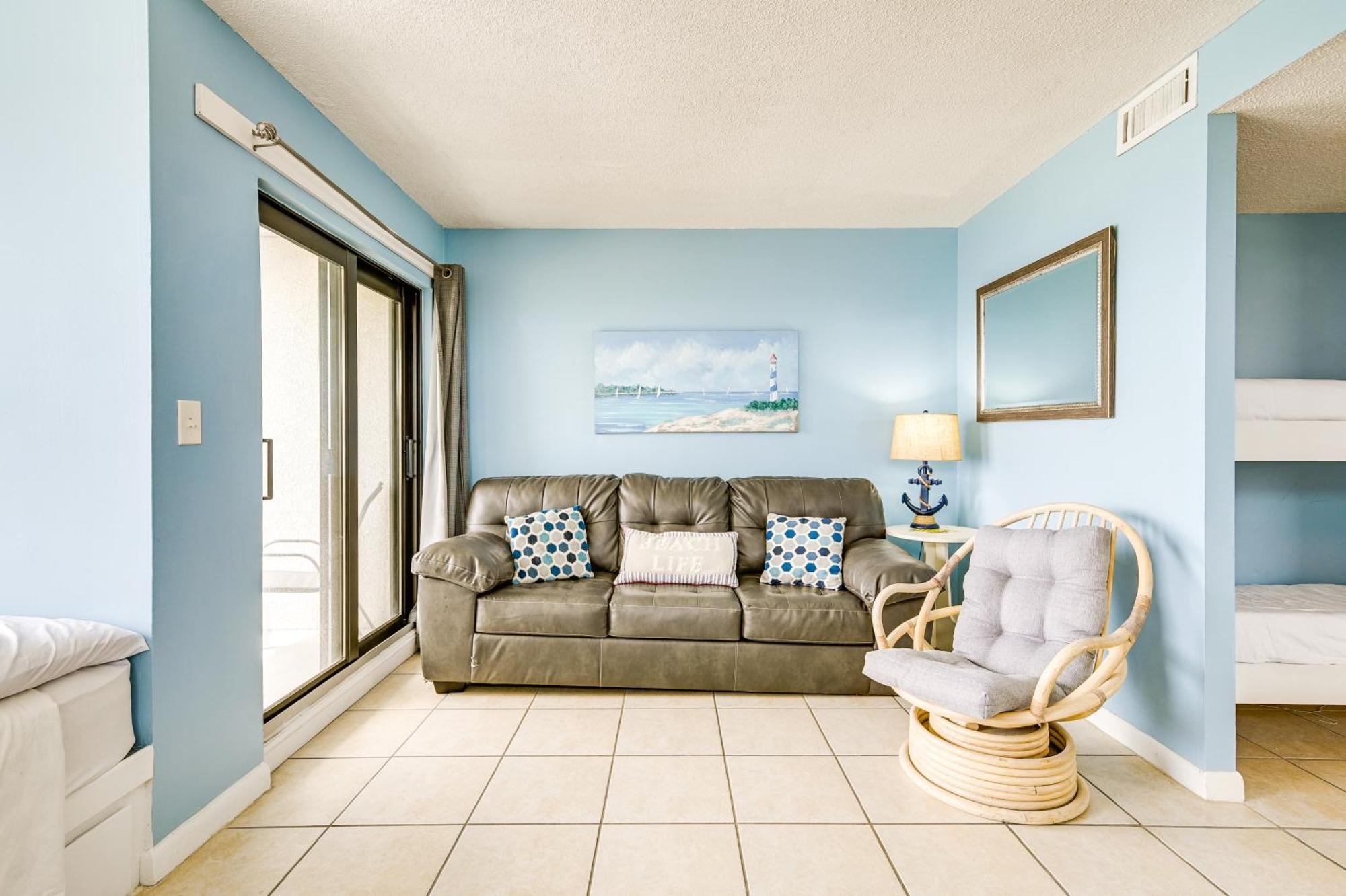 Myrtle With And Pool Access! Apartment