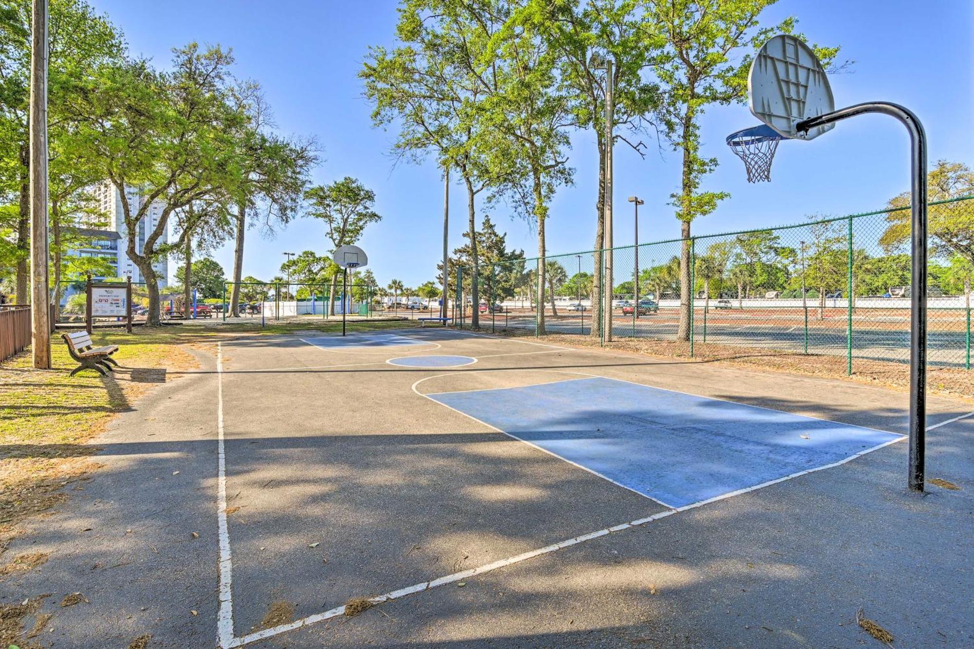 Apartment Myrtle With And Pool Access!