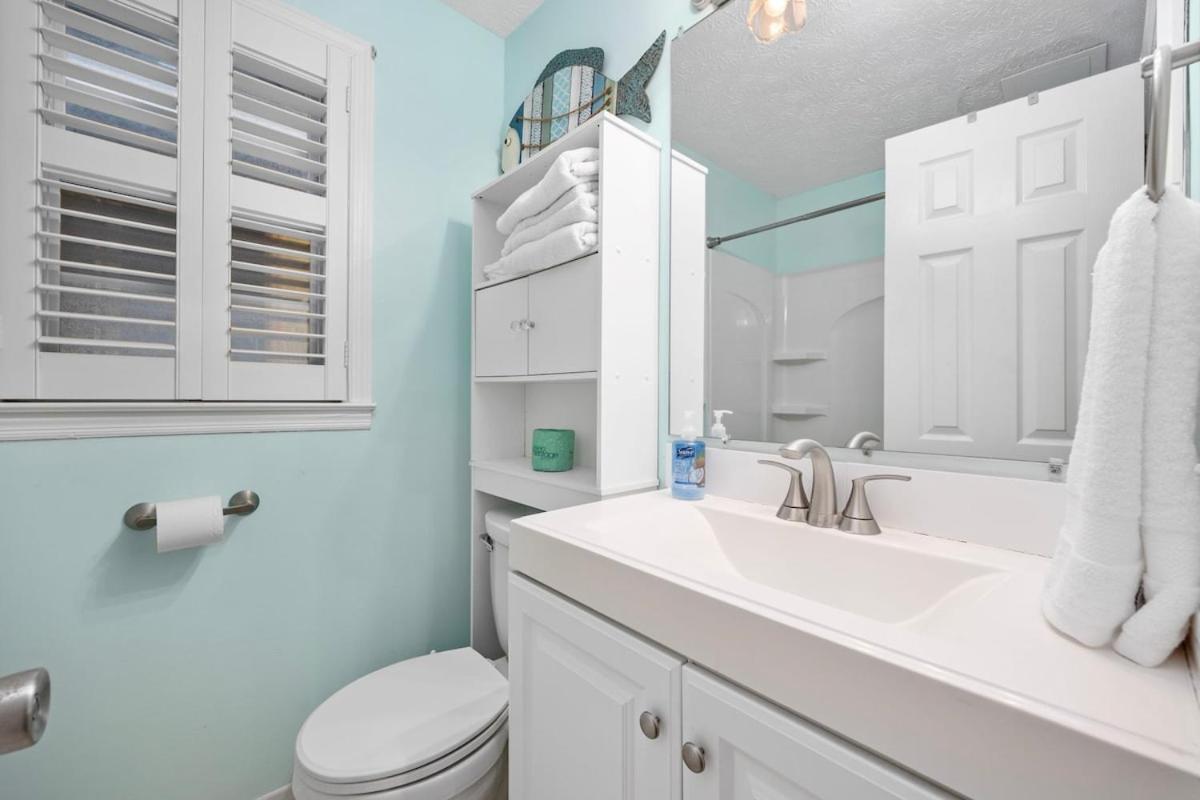 Cherry Grove Efficiency Just Steps From The Holiday home Myrtle Beach