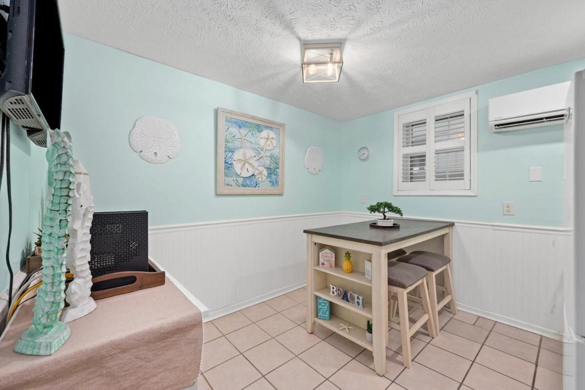 Holiday home Cherry Grove Efficiency Just Steps From The *