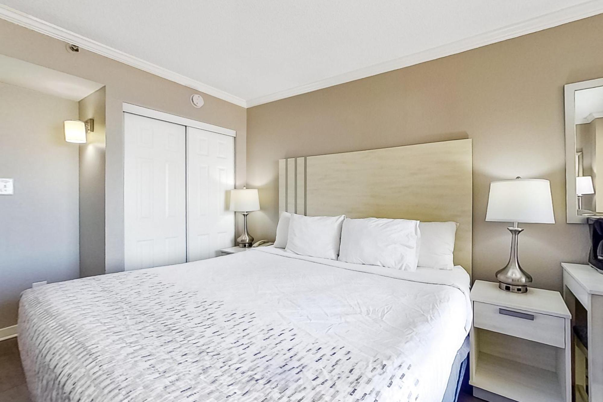The Patricia Grand - Oceana Vacation Apartment
