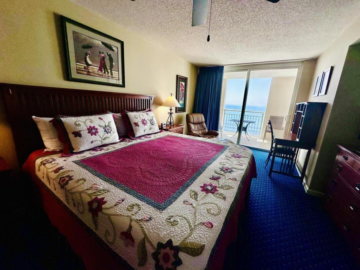 South Shore 1202 Apartment *