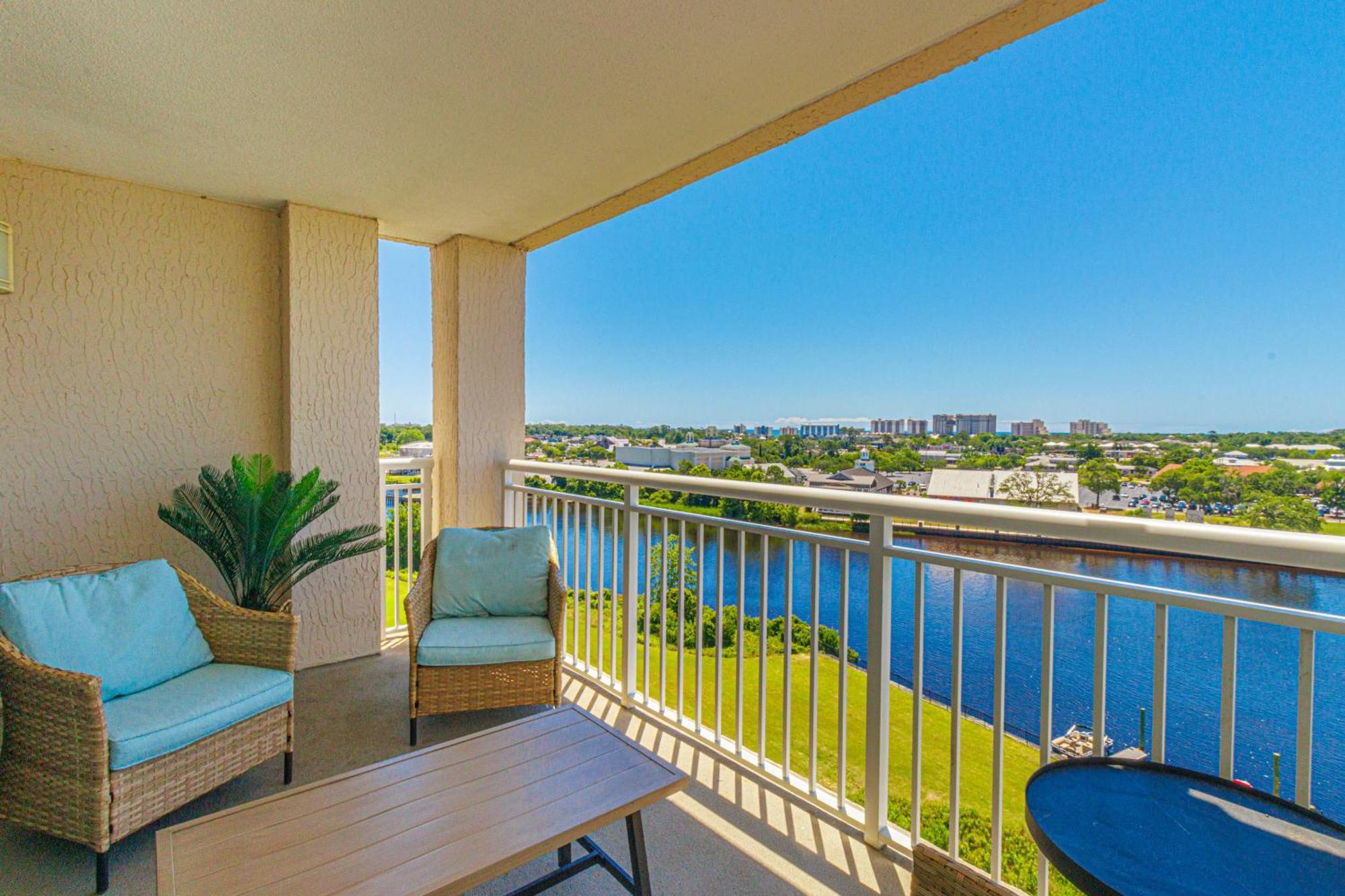 Modern At Yacht Club Myrtle Beach