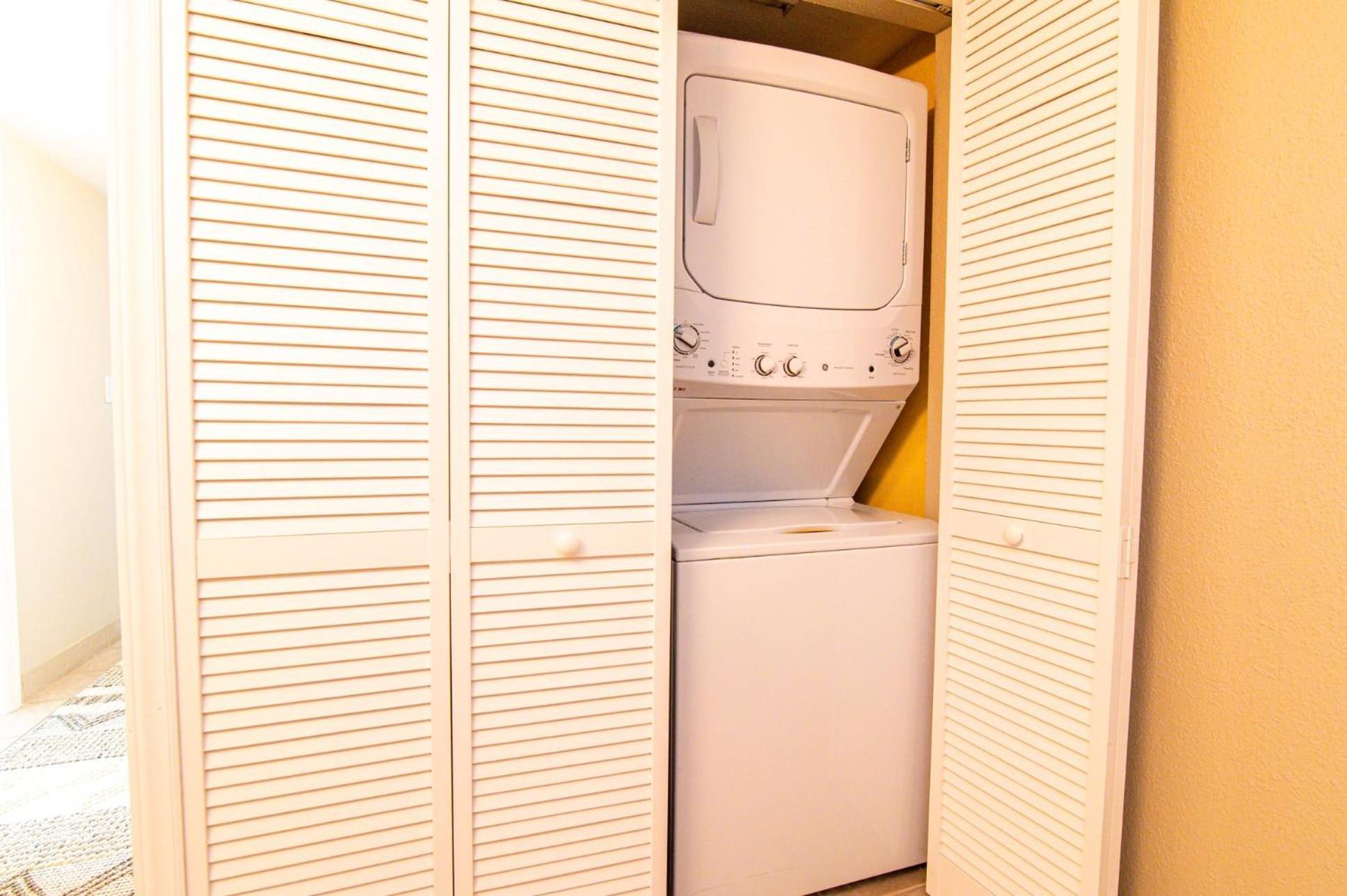 Holiday home Bay Watch Luxe Oceanfront End Unit *
