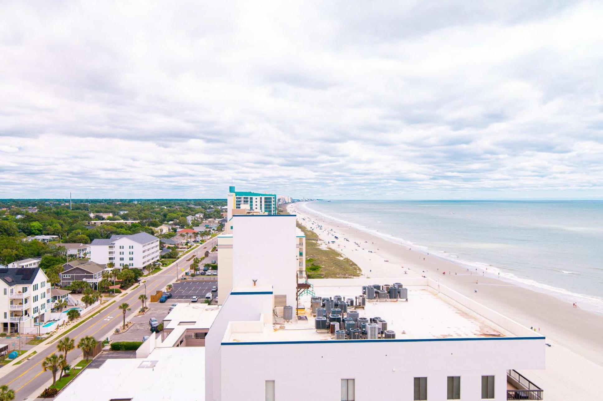 Holiday home Bay Watch Luxe Oceanfront End Unit *