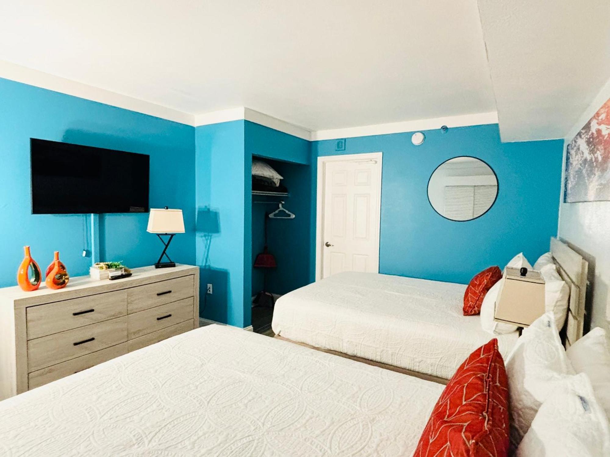 Shore Fun Oceanfront 1 Bedroom * Myrtle Beach