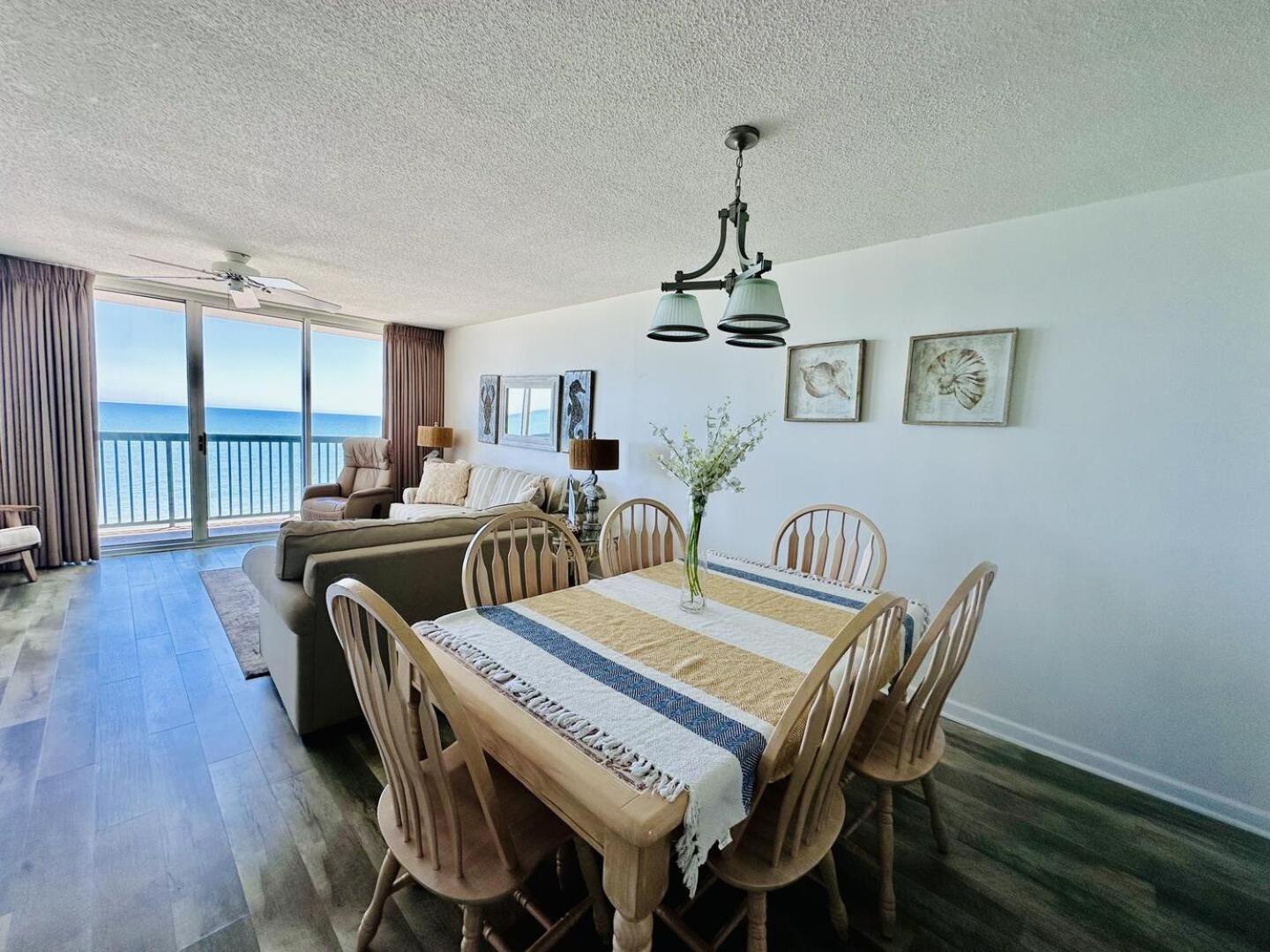 Ashworth 1106 Apartment *