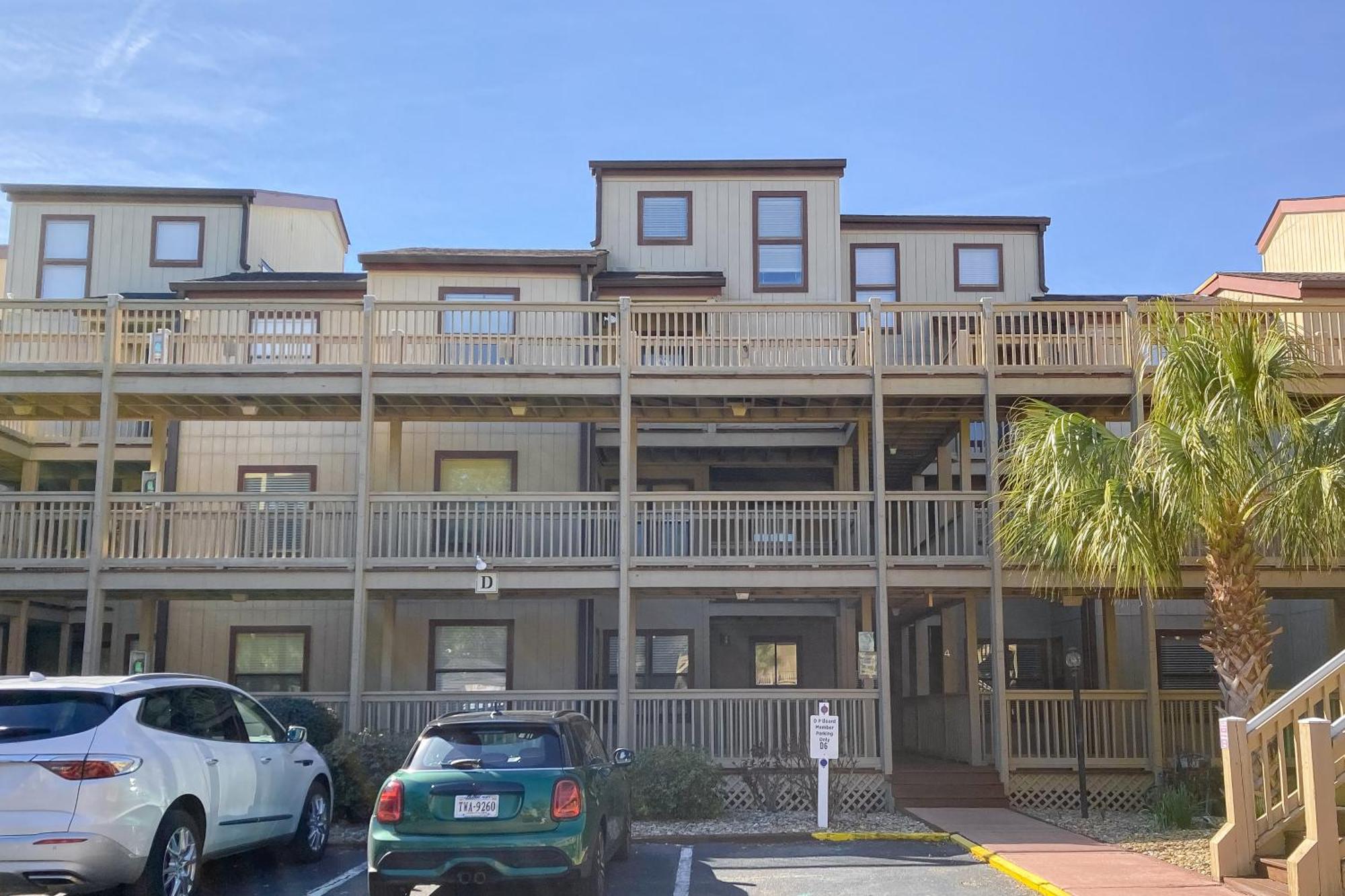 Dunes Pointe D-3 *
