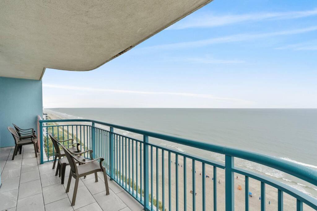Oceanfront 3 Bedroom On Pa 14th Floor *