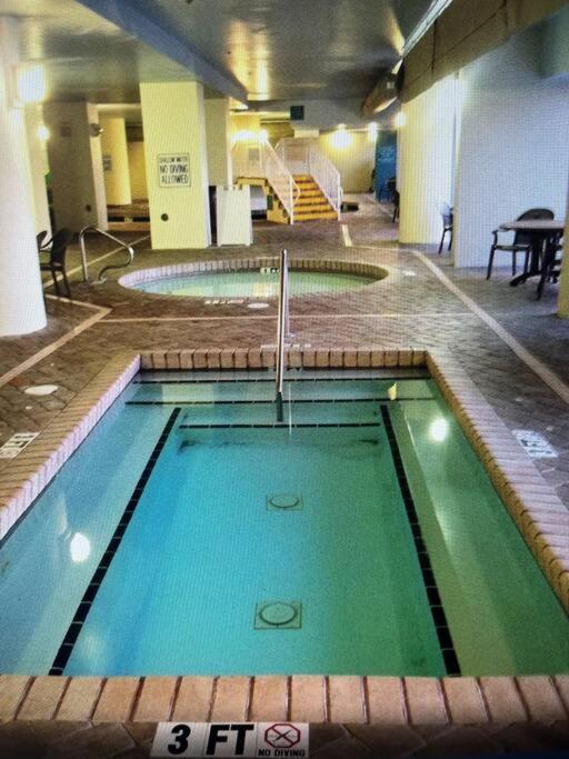 Oceanfront 3 Bedroom On Pa 14th Floor *