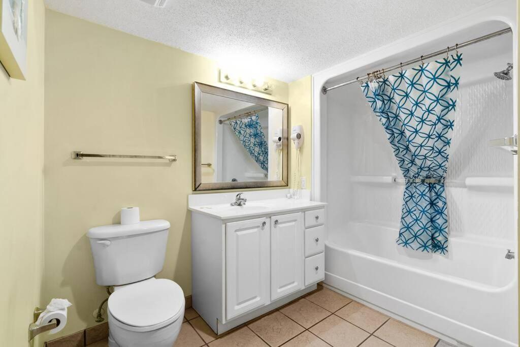 Oceanfront 3 Bedroom On Pa 14th Floor *